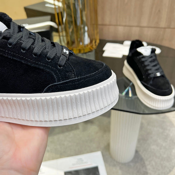 CC Sneaker Black Suede With Fleece Lining 944565