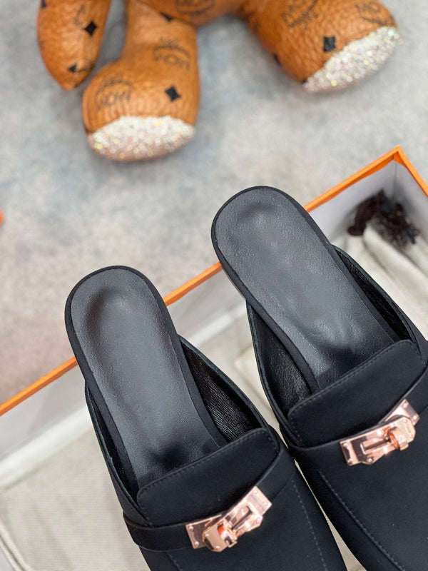 OZ Mule Black Silk Thick Cloth/Sheepskin