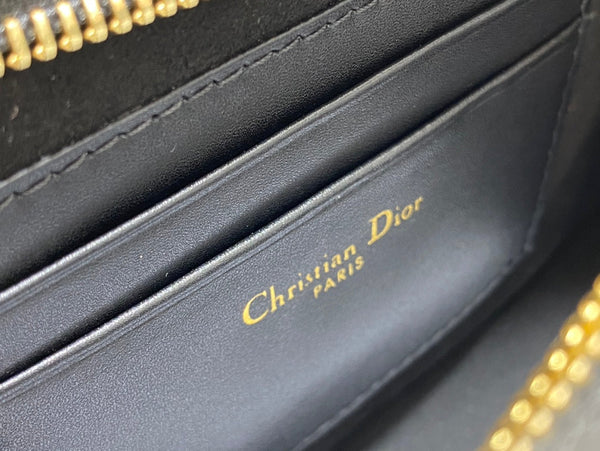 HOBO SIGNATURE 23 BAG IN BLACK LAMBSKIN