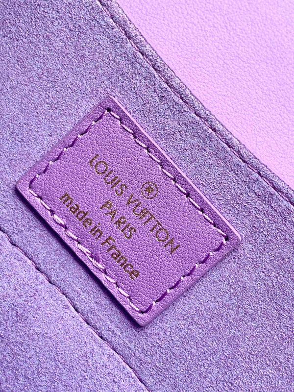 LV Hide & Seek Handbag 21cm Purple Epi Grain Cowhide GHW