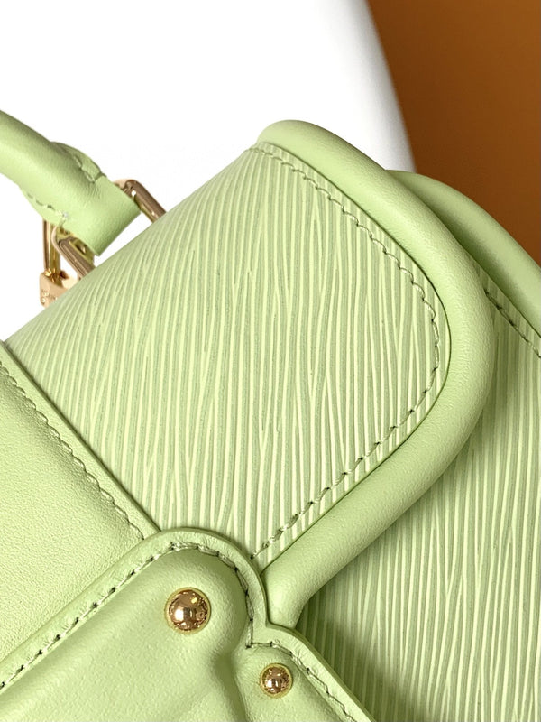 LV Hide & Seek Handbag 21cm Green Epi Grain Cowhide GHW