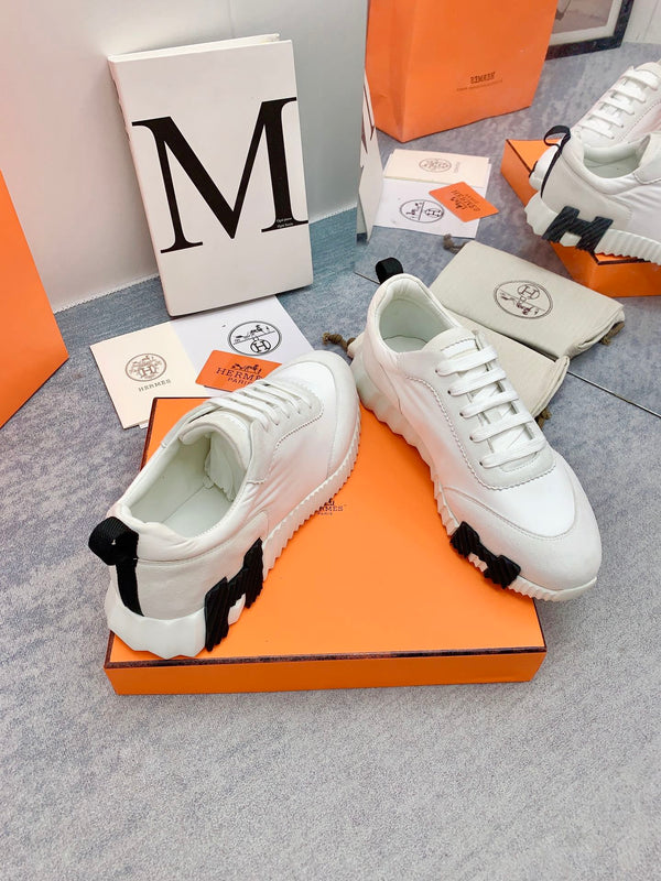 HM Bouncing Sneaker In White Lambskin 106431