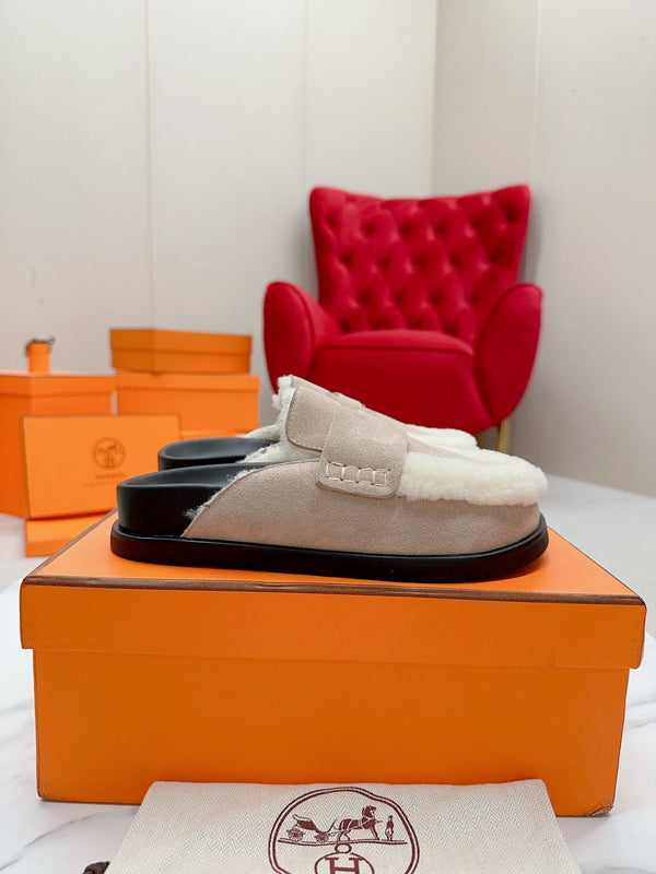 HM Go Mule Taupe Mix White Suede Lined With Wool Fleece 476594