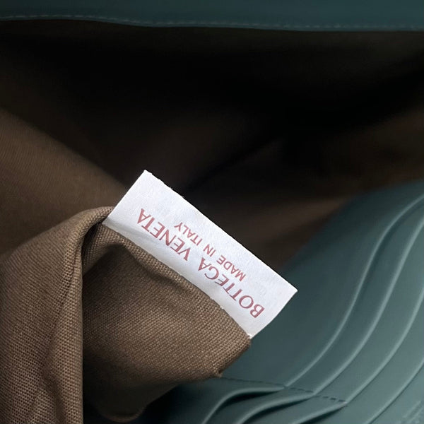 INTRECCIATO 30 IN AGNELLO AZZURRO