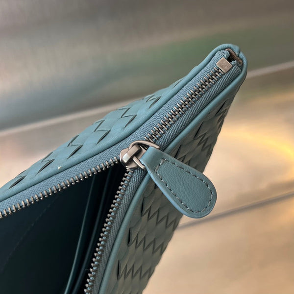 INTRECCIATO 30 IN AGNELLO AZZURRO