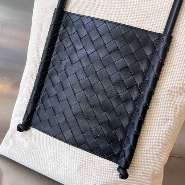 BORSA PORTELLO 41 IN VITELLO NERO E TELA BIANCA