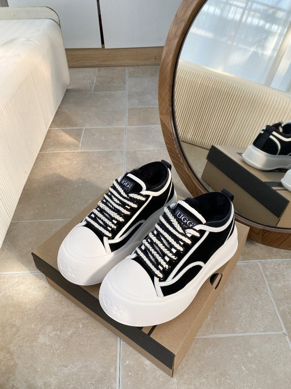 UGG Casual Sports Sneakers Black White Suede Wool Rubber 512825
