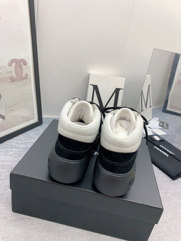 CC Sneaker Boots In White Mix Black Suede 148777