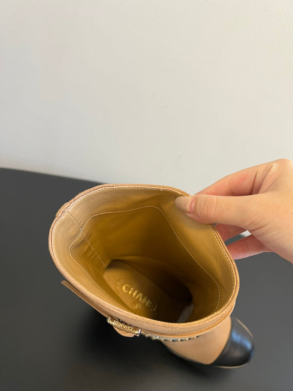 CC Short Boots Dark Beige With Chain Suede And Cowhide 944965