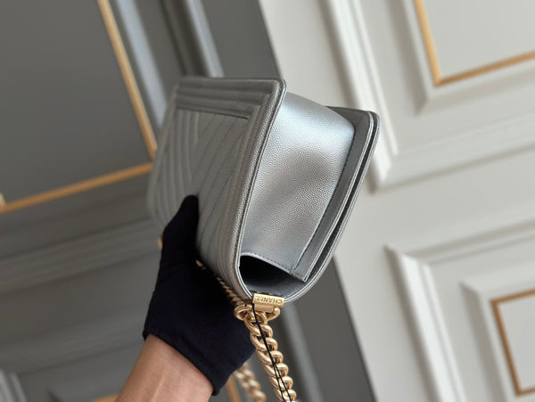 ragazzo medio 25 grigio chevron caviale hardware oro invecchiato