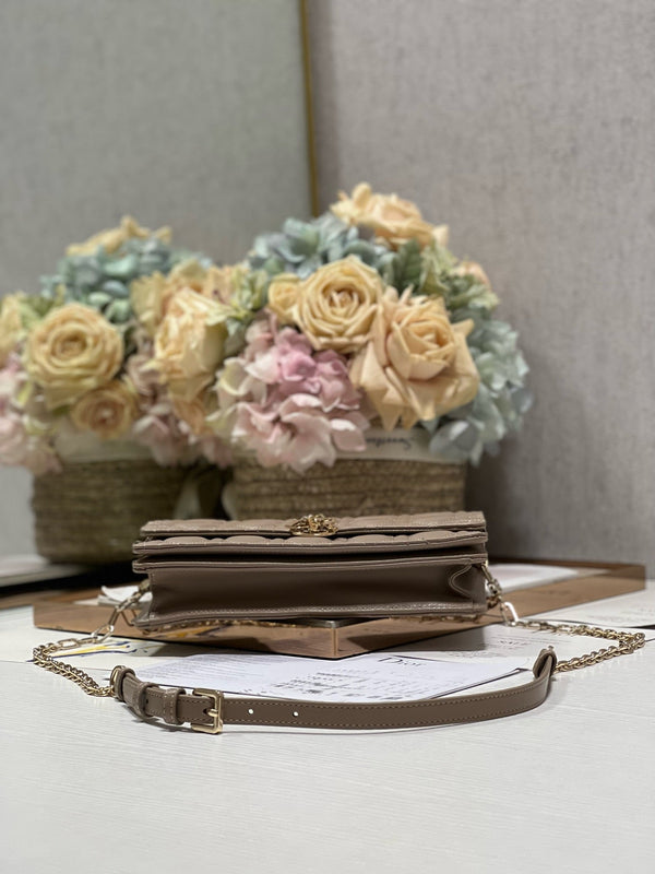 MISS CD 24CM PELLE DI AGNELLO MARRONE SCURO