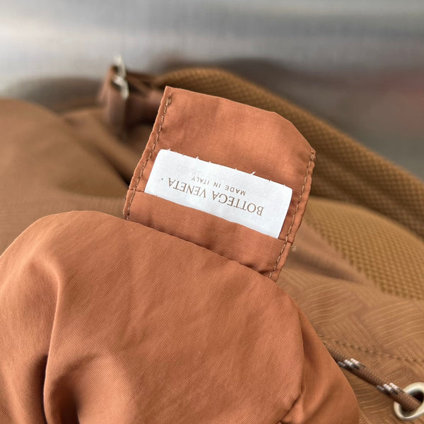 ZAINO ALTO 42 IN TESSUTO JACQUARD MARRONE RUSSET