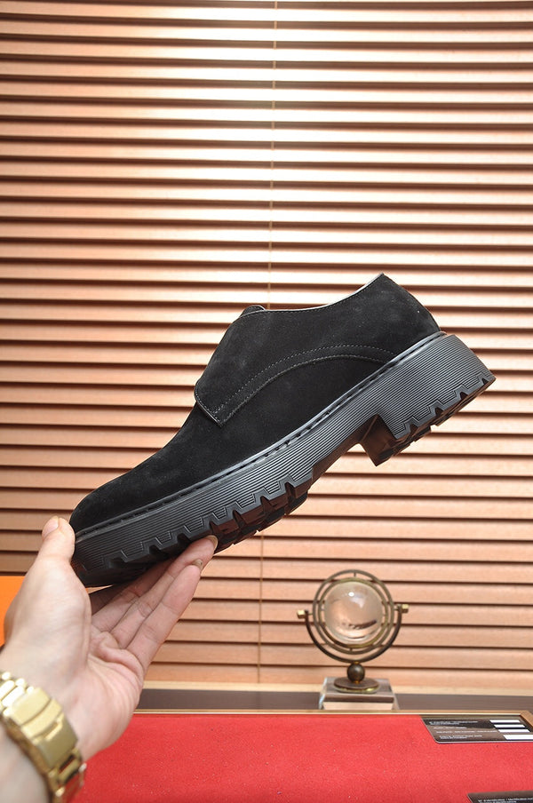 HM MONK STRAP BLACK SUEDE