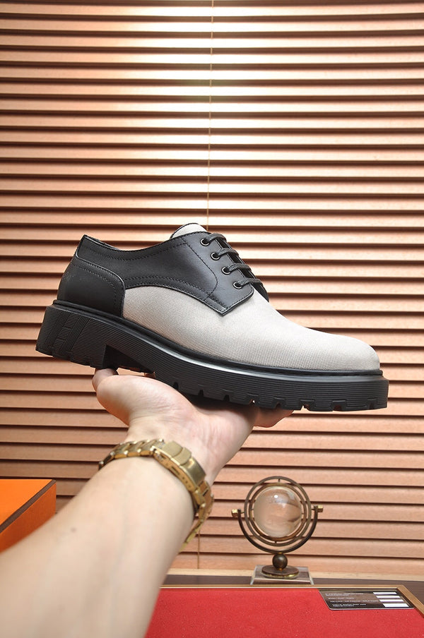 HM DANIEL TRAMPING SHOE BLACK AND CREAM BREATHABLE FABRIC