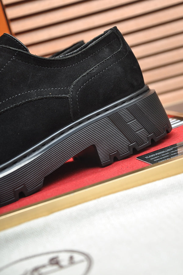 HM DANIEL TRAMPING SHOE BLACK SUEDE