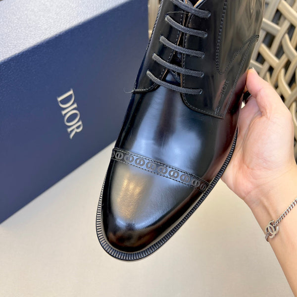 CD HOMME LACE-UP ANKLE BOOT BLACK EMBOSSED CALFSKIN