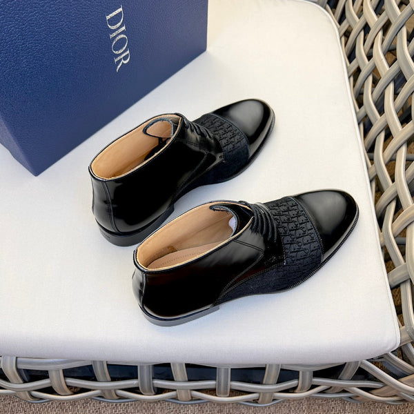 CD HOMME LACE-UP ANKLE BOOT BLACK CALFSKIN