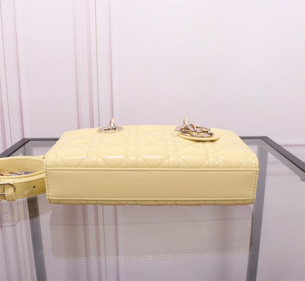 SMALL LADY D-JOY 22 YELLOW LAMBSKIN