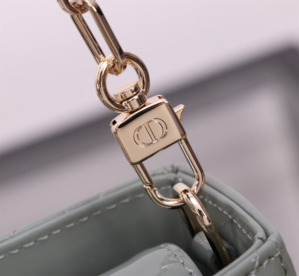 MEDIUM LADY D-JOY 26 ROCK GRAY LAMBSKIN