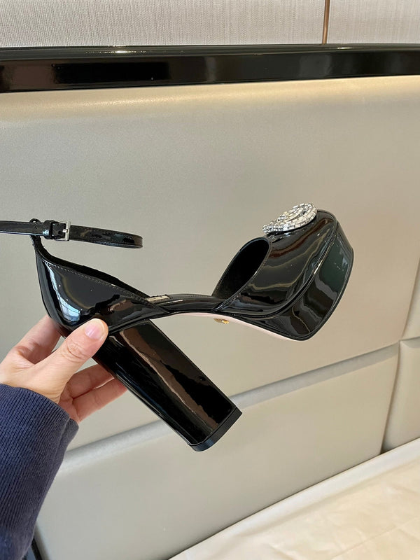 platform pump 12cm with double g black patent leather
