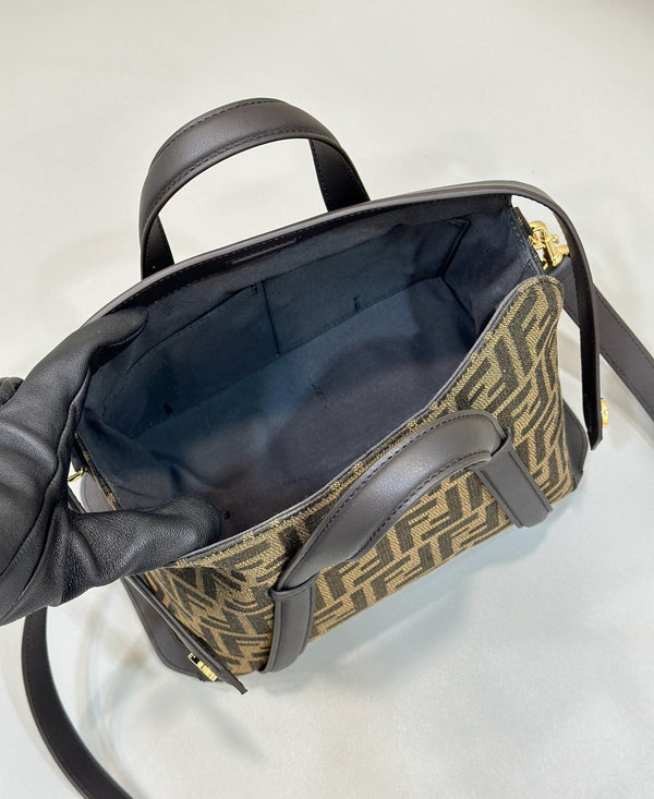 BORSA FENDI 27 IN TESSUTO JACQUARD MARRONE MIX NERO CON PELLE DI VITELLO