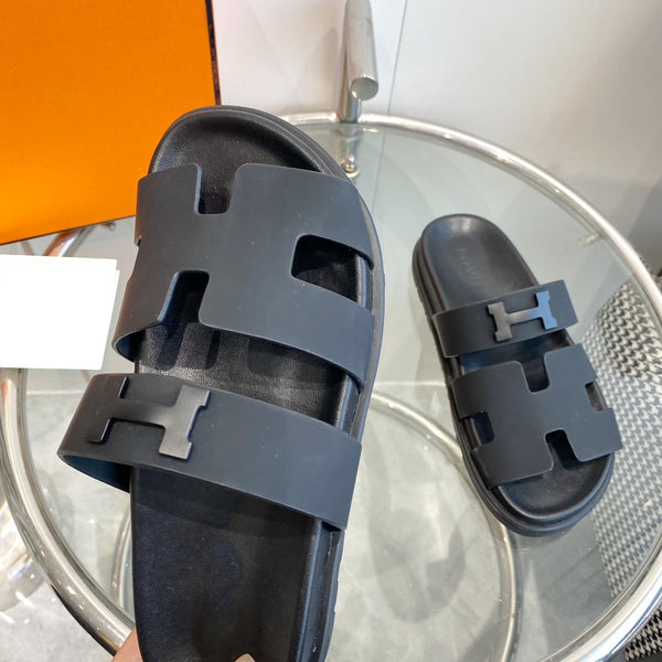 Chypre Sandal Black Leather