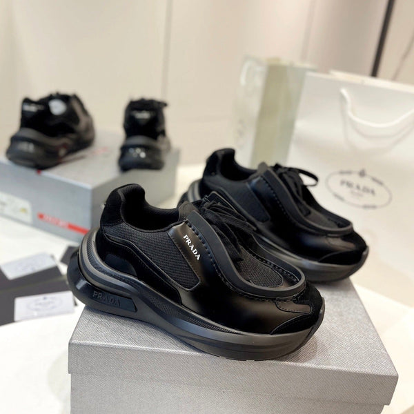 SNEAKERS PRA SYSTEME SPAZZOLATE IN PELLE DI VITELLO NERA