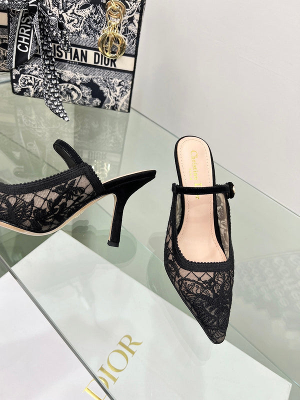 CD 25 Capture Heeled Mule Black Mesh