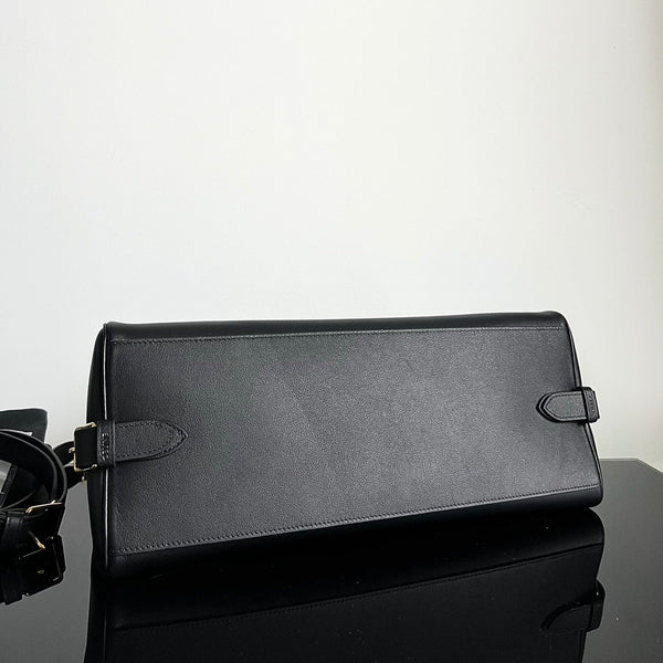 TRIOMPHE 37 BLACK SOFT CALFSKIN HANDBAG