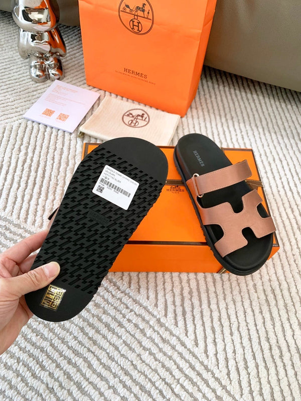HM Chypre Sandal Shimmery Orange Pink Lambskin 963506