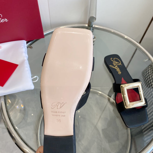 Viv Love Heart Slippers Black Fetal Cowhide 255204