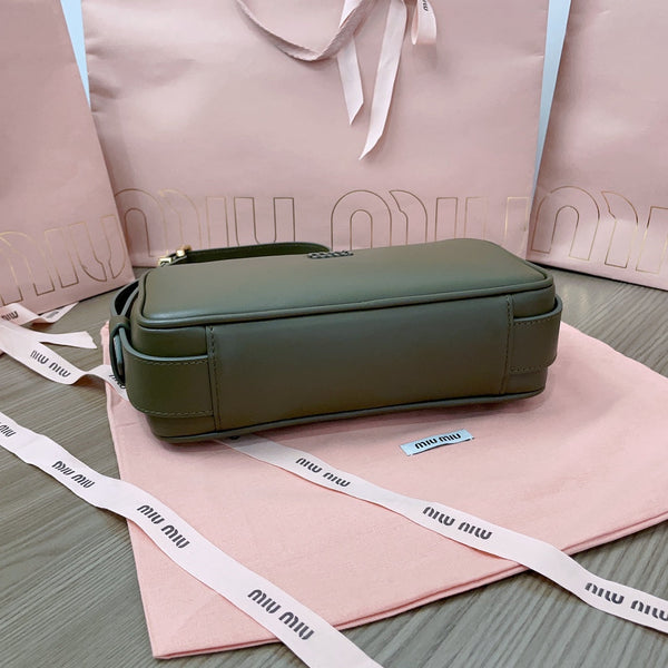 BAGUETTE BAG 24 IN KELP GREEN CALFSKIN