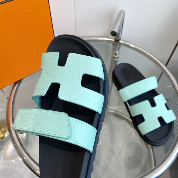 CHYPRE EPSOM Sandal Light Tiffany Leather