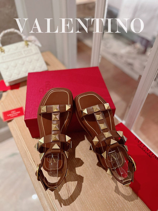 SANDALI ROCKSTUD PLATFORM IN PELLE DI VITELLO BRONZO