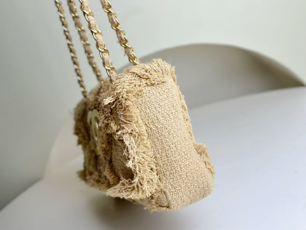 Borsa classica con patta 27 cm in lino intrecciato beige