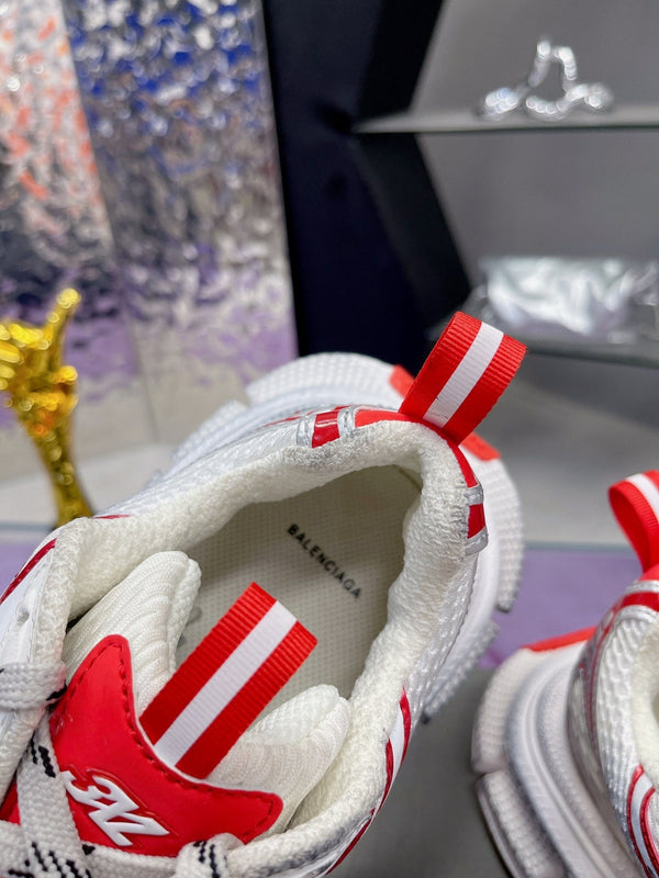 SNEAKER 3XL IN RETE BIANCA E POLIURETANO ROSSO MIX