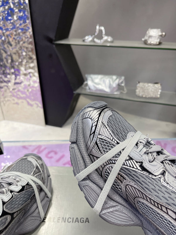 SNEAKER 3XL IN RETE E POLIURETANO TUTTO GRIGIO