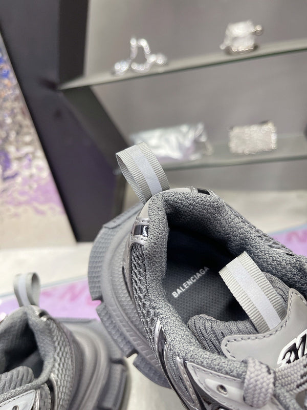 SNEAKER 3XL IN RETE E POLIURETANO TUTTO GRIGIO
