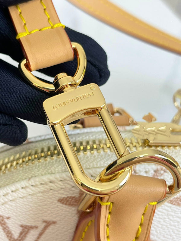 ALMA BB 25 IN WHITE MONOGRAM DUNE CANVAS GOLD HARDWARE