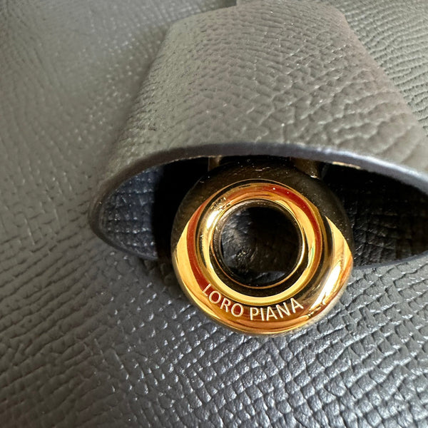 BORSA EXTRA L27 IN PELLE DI VITELLO MARTELLATA NERA CON FERRAMENTA ORO