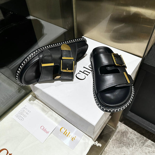 CHLOÉ DAD SANDALS IN BLACK CALFSKIN WITH GOLD HARDWARE