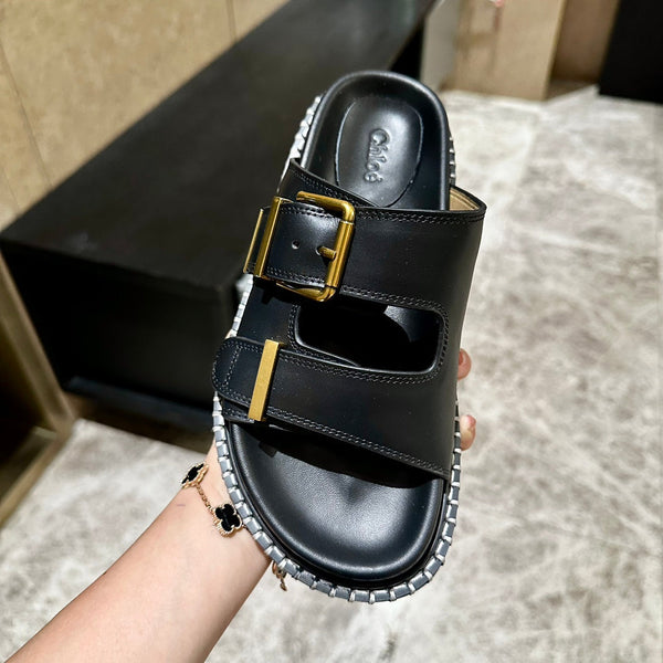 CHLOÉ DAD SANDALS IN BLACK CALFSKIN WITH GOLD HARDWARE