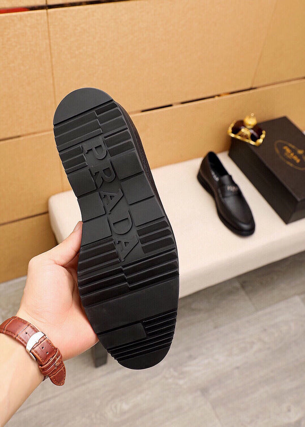 MOCASSINO PRA IN PELLE DI VITELLO MARTELLATA MARRONE TERRA DI SIENA