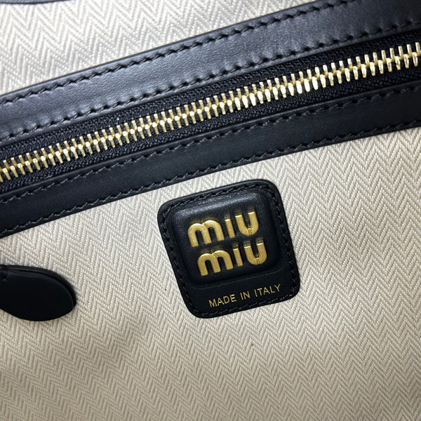 BORSA HOBO 40 IN PELLE DI VITELLO NERA PATCHWORK