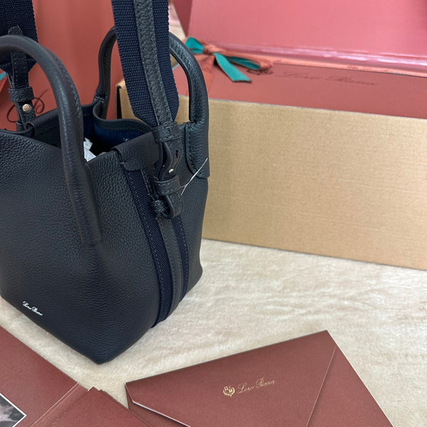 BORSA MICRO BALE IN PELLE DI VITELLO NERA 226599