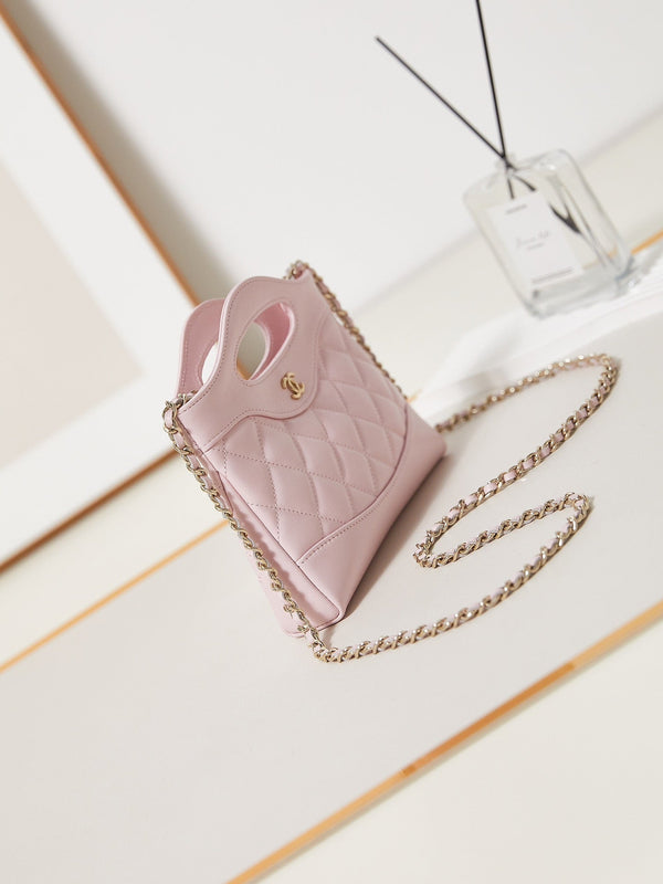 cc 24s31 nano shopping bag 17.5cm light pink lambskin gold hardware