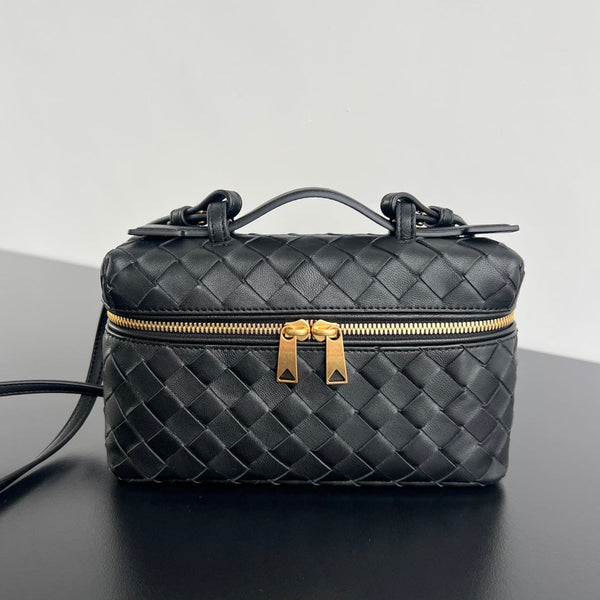 BANG BANG 22 VANITY CASE IN PELLE DI VITELLO NERA