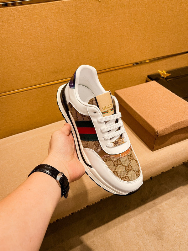 Sneaker GG ACE da uomo in pelle di vacchetta marrone 108049