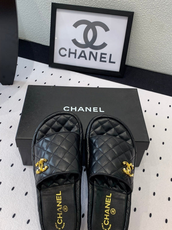 cc platform in pelle di vitello trapuntata nera