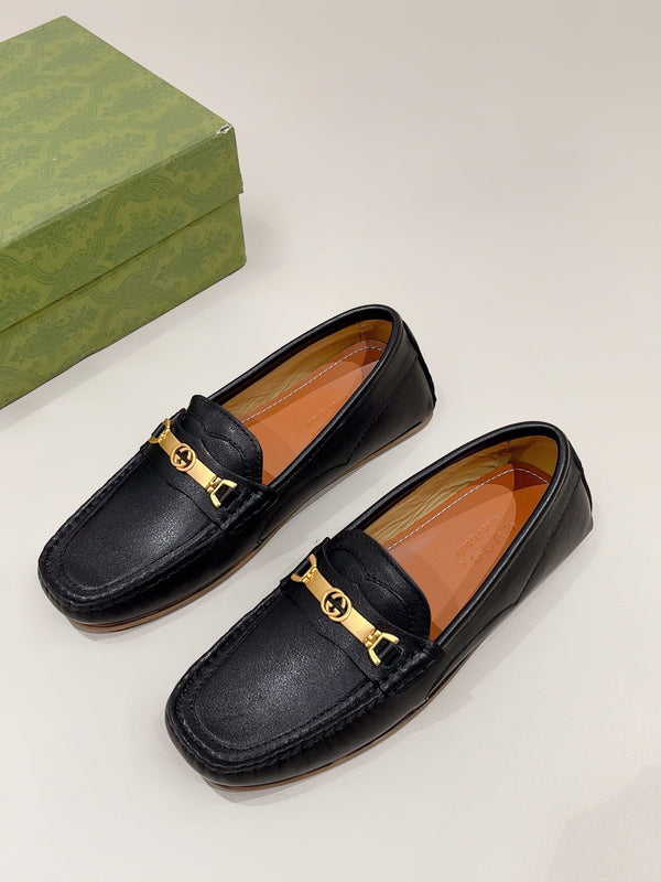 Mocassino GG da uomo Alessandro in pelle di vacchetta nera 557582